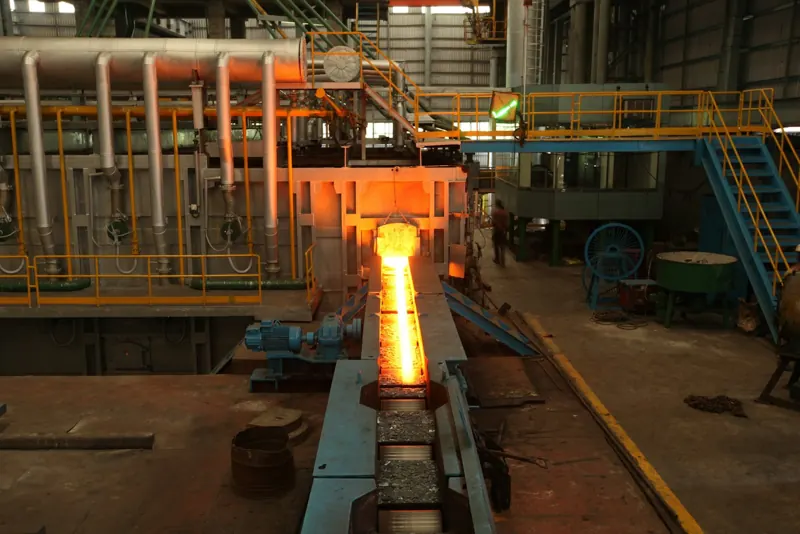 Workshop with industrial machines
